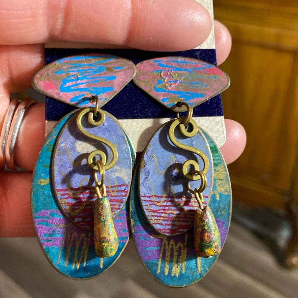 Hand Painted metal earrings/90โs - Picture 1 of 7